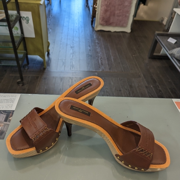 Louis Vuitton Niominka Mules, size 9, wood and brown - Picture 3 of 5